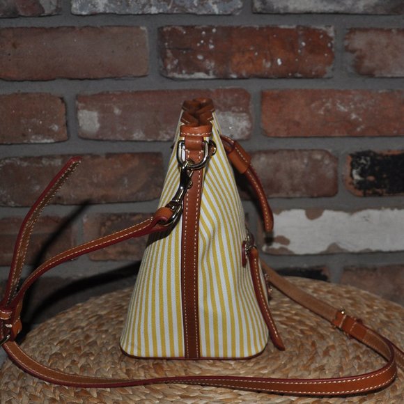New Dooney & Bourke Sullivan Bucket Drawstring Yellow White Striped Purse - Picture 6 of 14